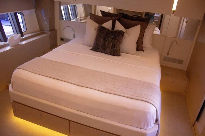 Ferretti 720 | Alamar 2