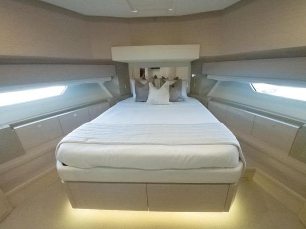 Ferretti 720 | Alamar 2