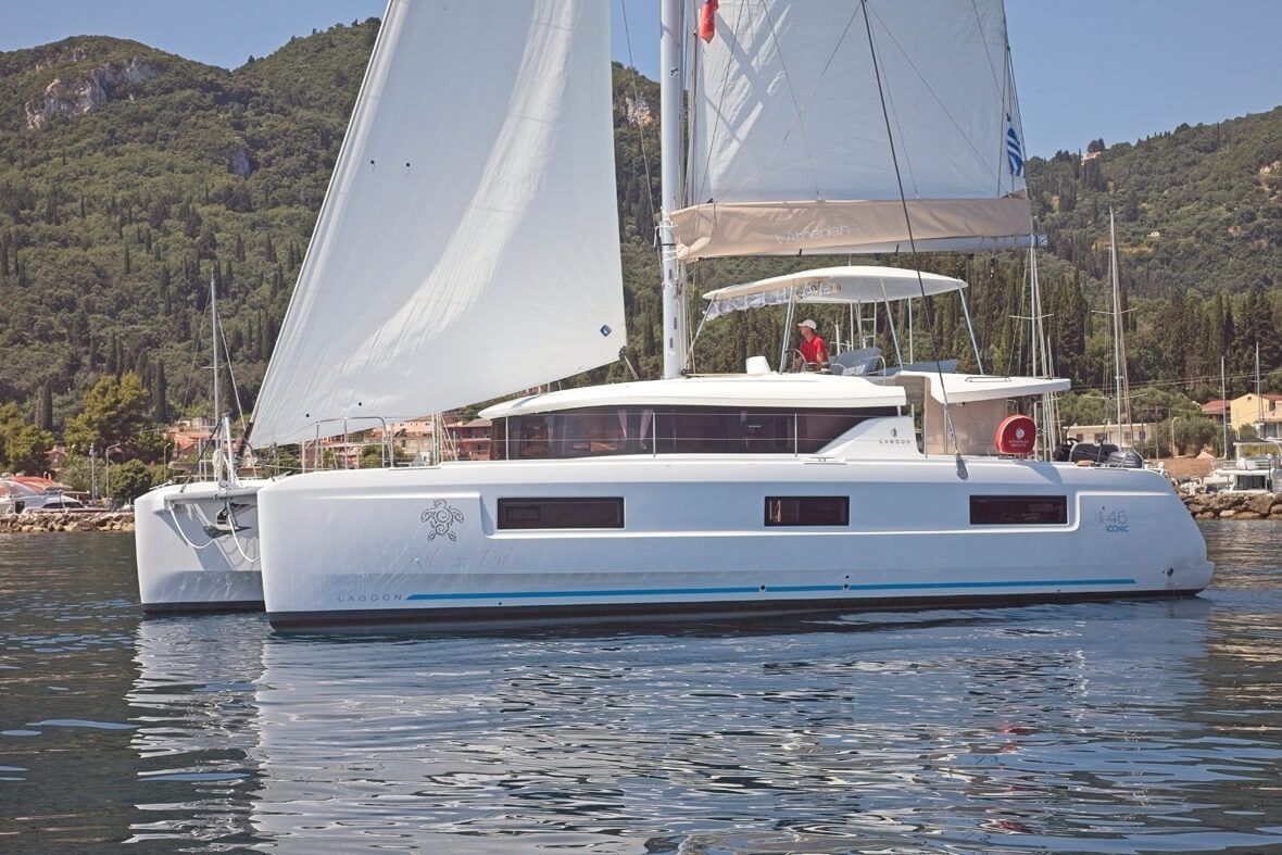 Lagoon 46 | Dafni
