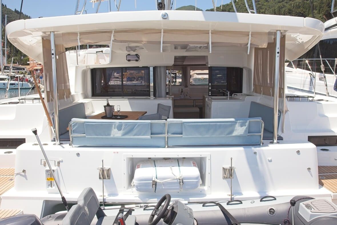 Lagoon 46 | Dafni
