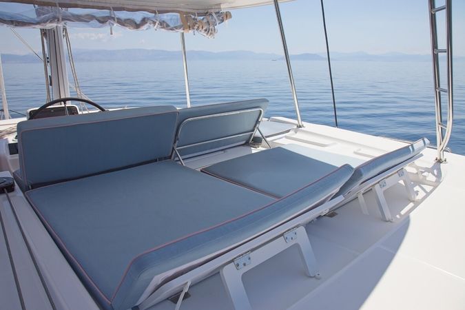 Lagoon 46 | Dafni