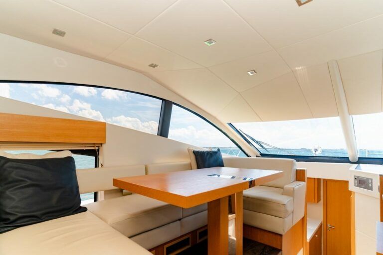 Sunseeker Manhattan 55 | Guajolota