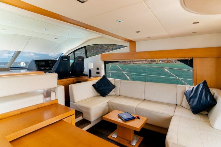 Sunseeker Manhattan 55 | Guajolota