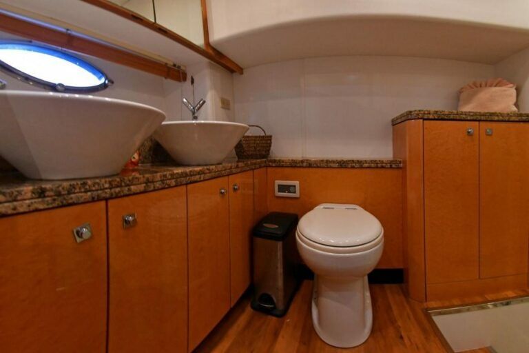 Sunseeker Manhattan 66 | Ajua