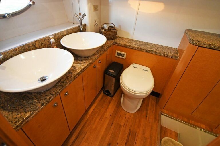 Sunseeker Manhattan 66 | Ajua