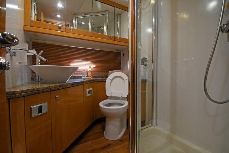 Sunseeker Manhattan 66 | Ajua