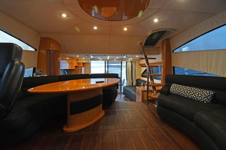 Sunseeker Manhattan 66 | Ajua