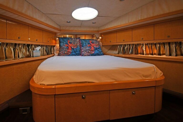 Sunseeker Manhattan 66 | Ajua