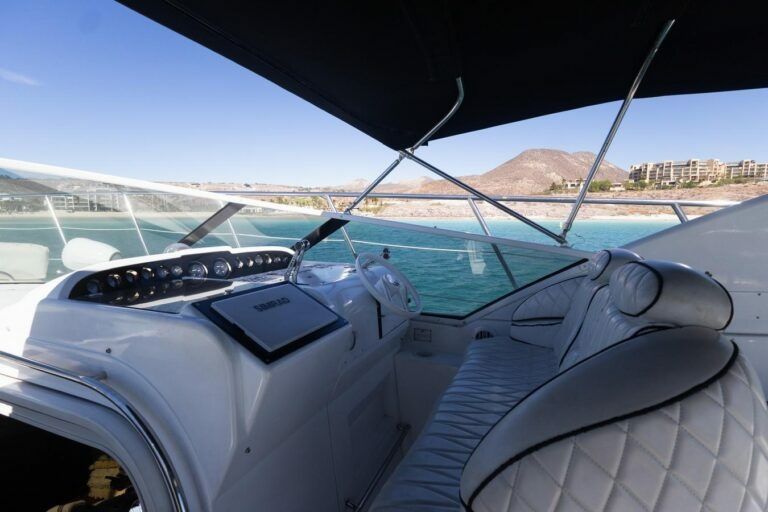 Carver Trojan 440 Express | Padre Santo