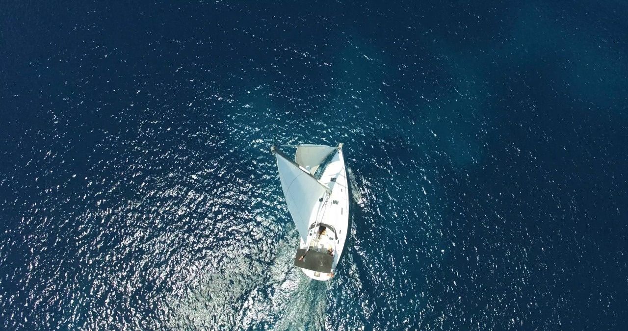 Beneteau Oceanis 38 | Spa