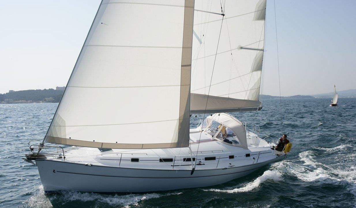 Beneteau Oceanis 38 | Spa