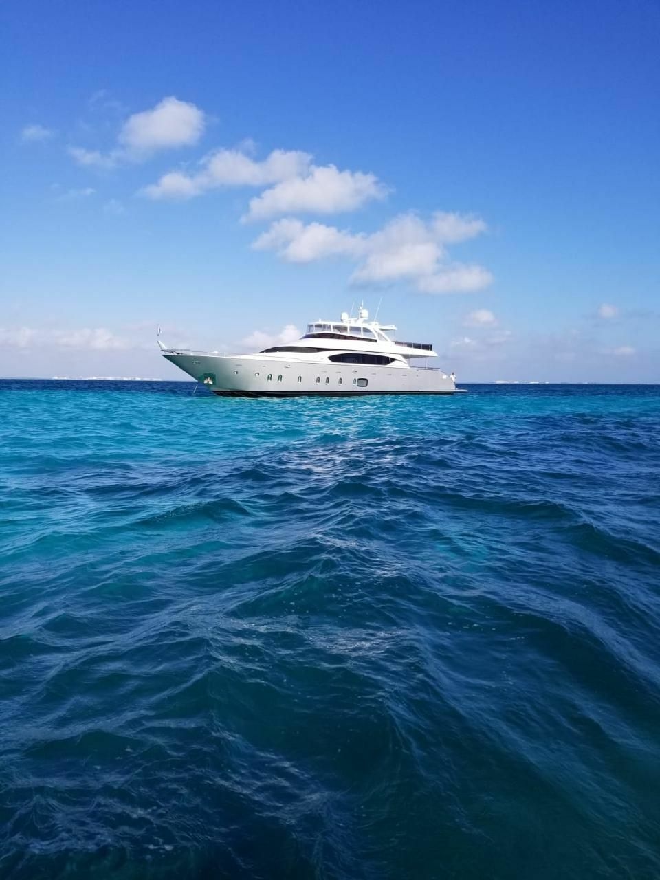 Azimut 100 | Vita