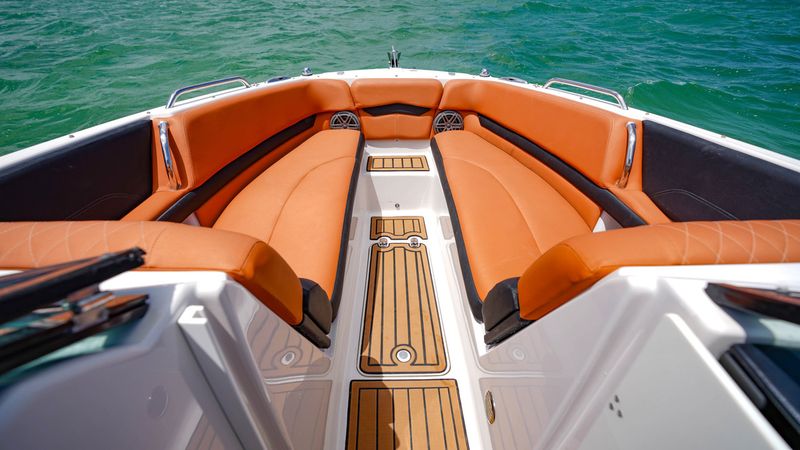 Four Winns 260 | Trick