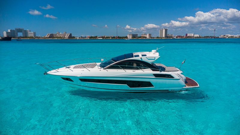Sunseeker Predator 55 | Comaye