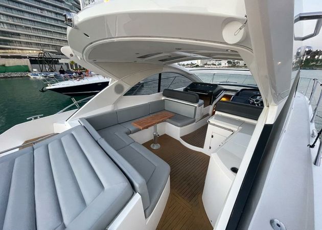 Sunseeker Predator 55 | Comaye