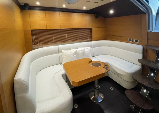 Sunseeker Predator 55 | Comaye