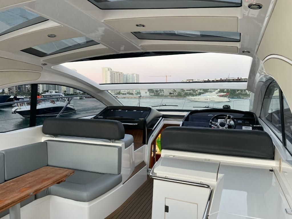Sunseeker Predator 55 | Comaye