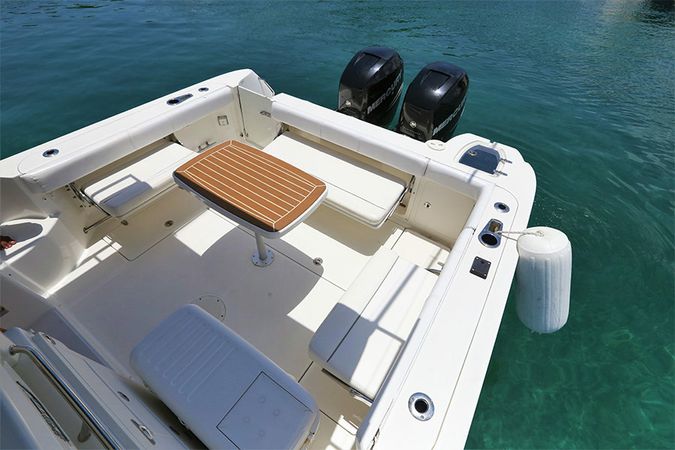 Boston Whaler 37 | Sea Wolf