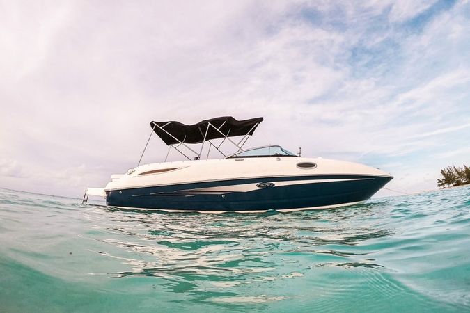 Sea Ray 270 | 19
