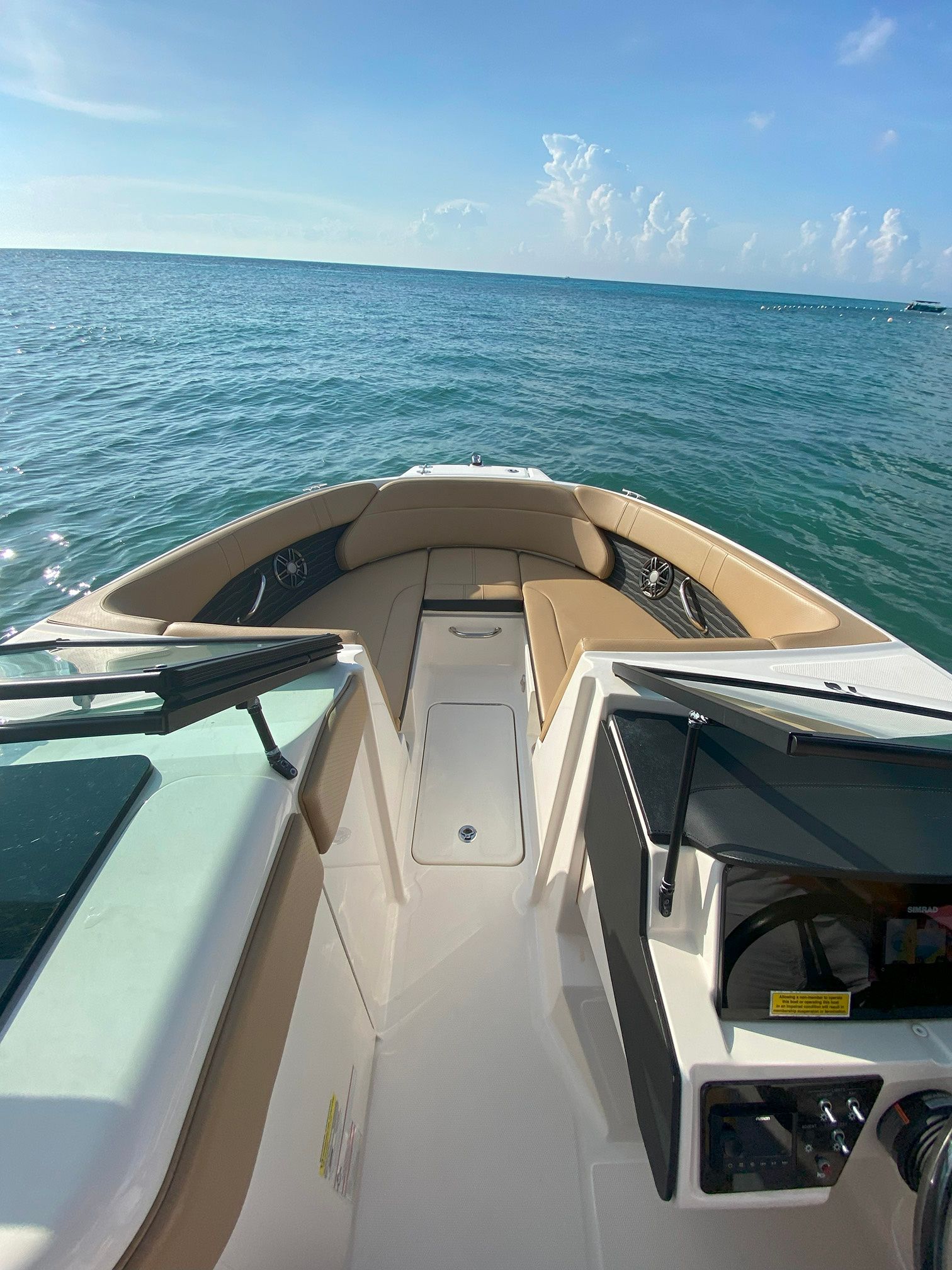 Sea Ray 240 | 22