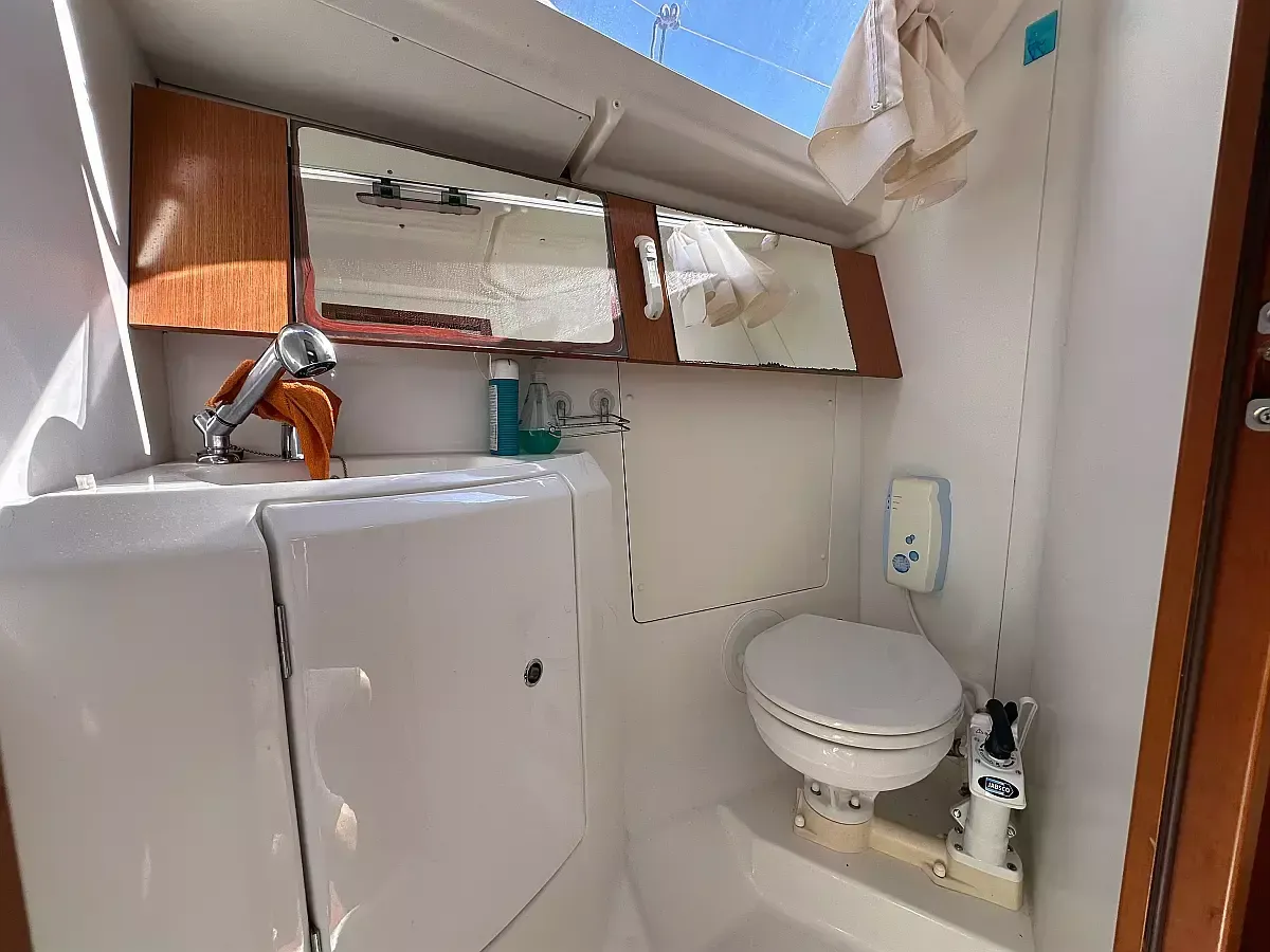 Beneteau Oceanis 34 | Blu
