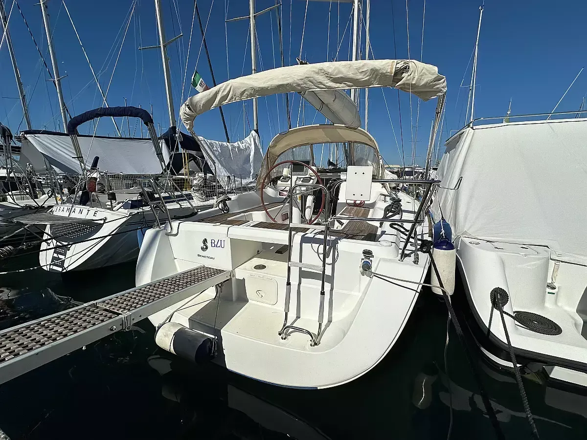 Beneteau Oceanis 34 | Blu