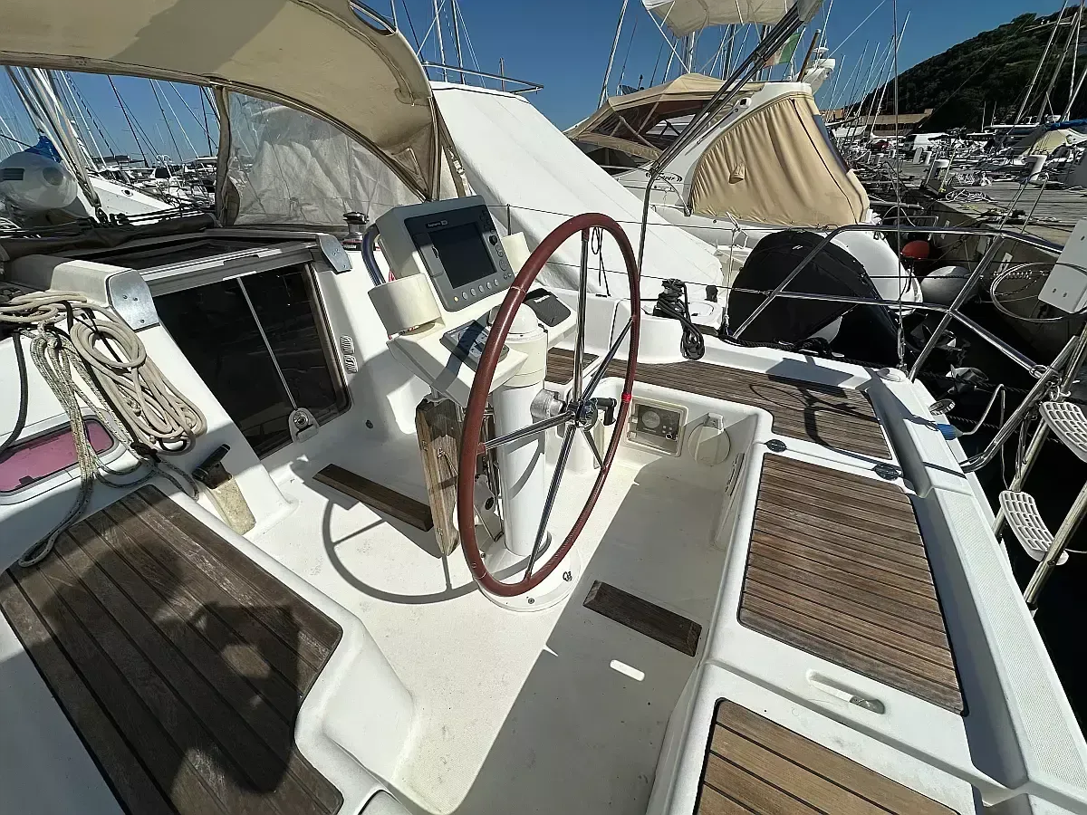 Beneteau Oceanis 34 | Blu