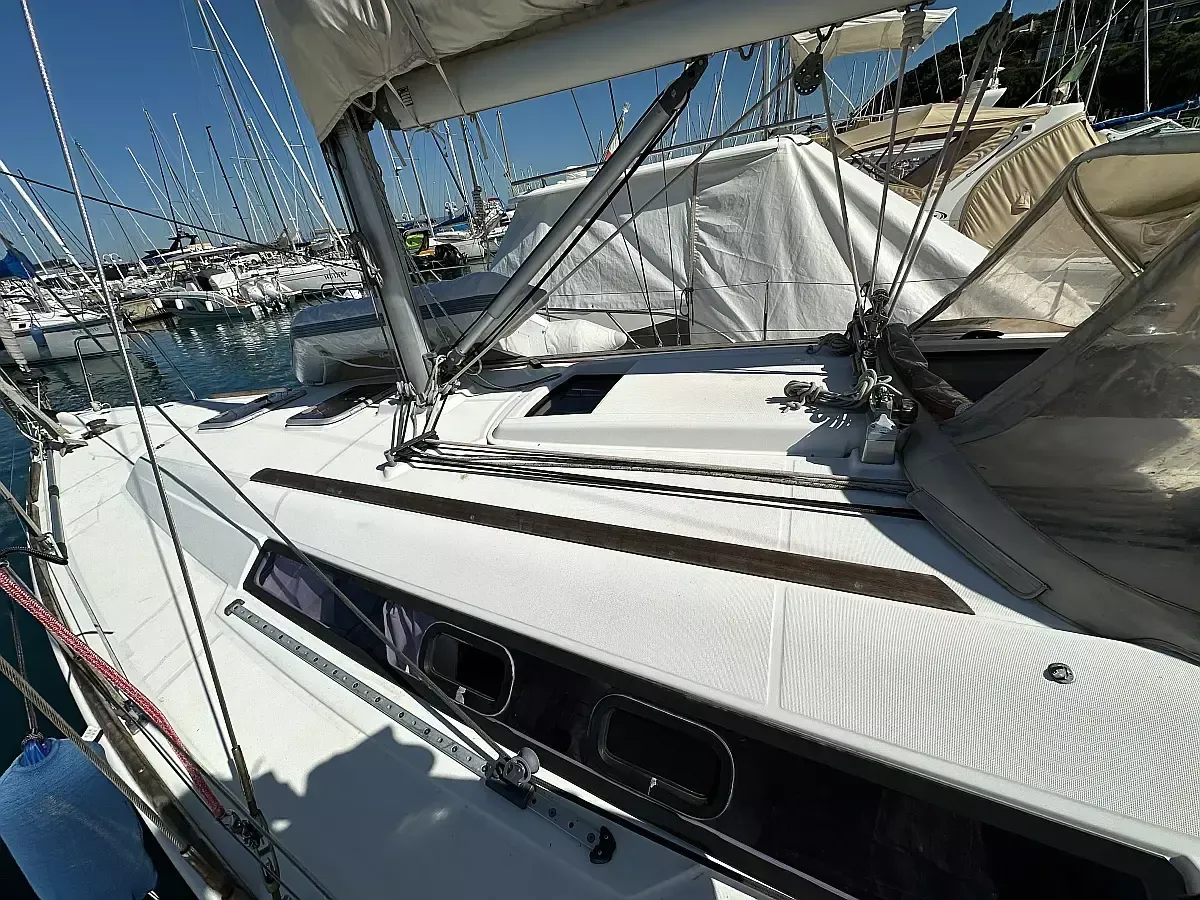 Beneteau Oceanis 34 | Blu