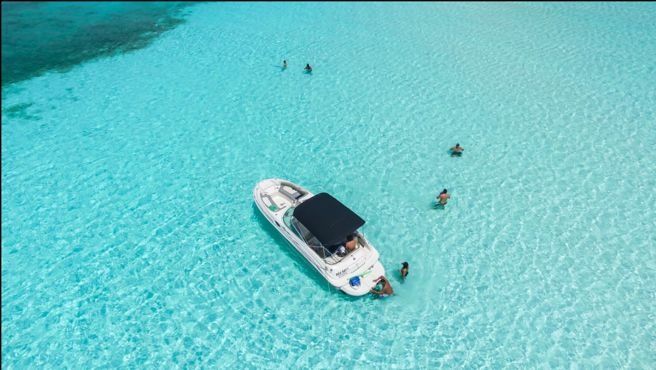 Sea Ray Sundeck 240 | Pali