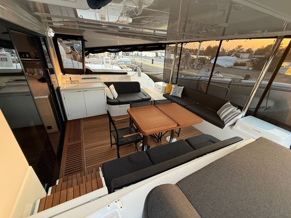 Lagoon 51 | Athena Blu