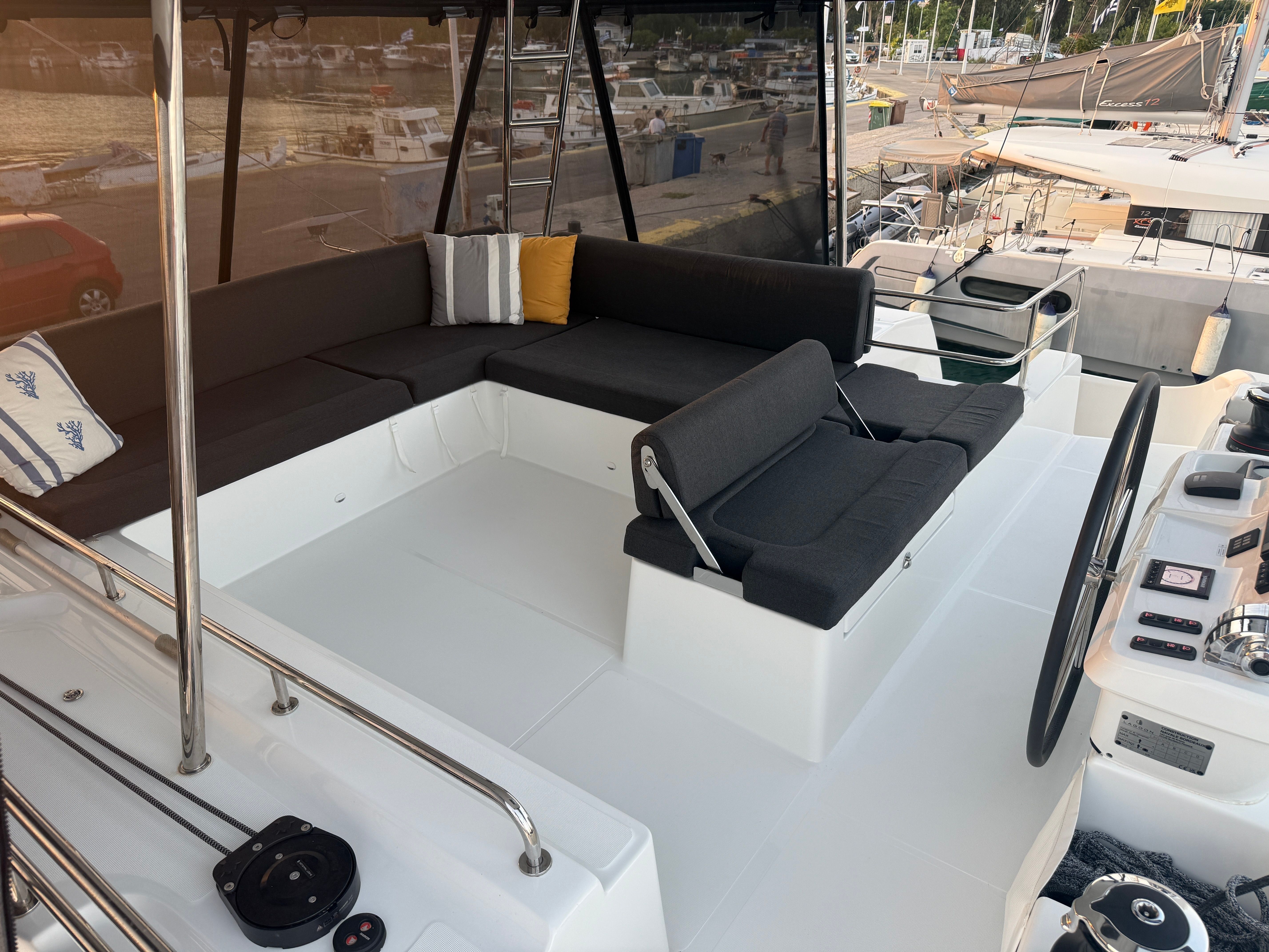 Lagoon 51 | Athena Blu