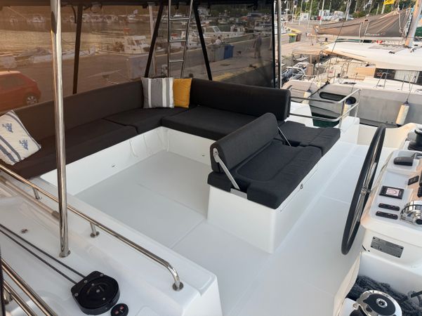 Lagoon 51 | Athena Blu