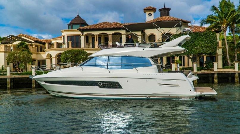 Prestige 460 Fly | Aluma D.B