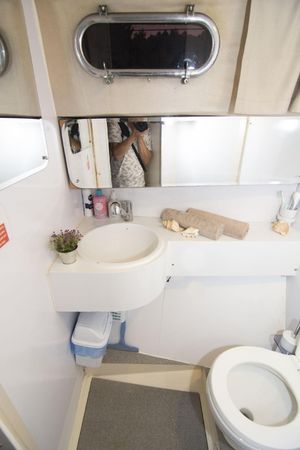 Princess 412 | White Horse