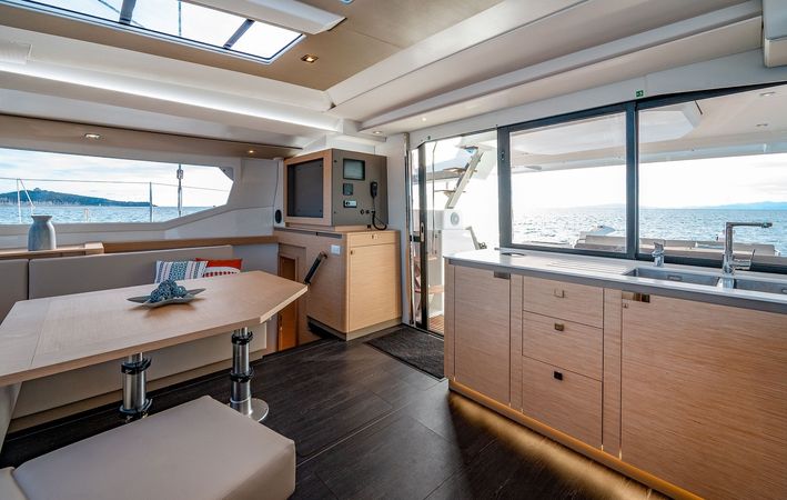 Fountaine Pajot Tanna 47 | Smeralda