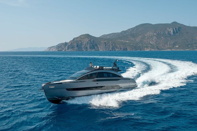Pershing 80 | Vicky
