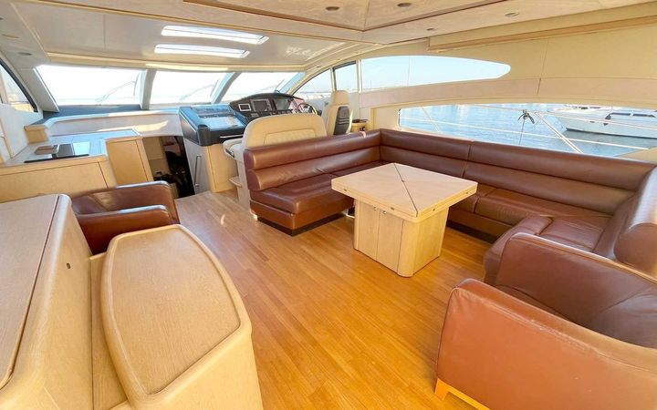 Sunseeker Predator 72 | Vicky 2