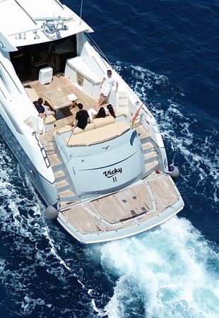 Sunseeker Predator 72 | Vicky 2
