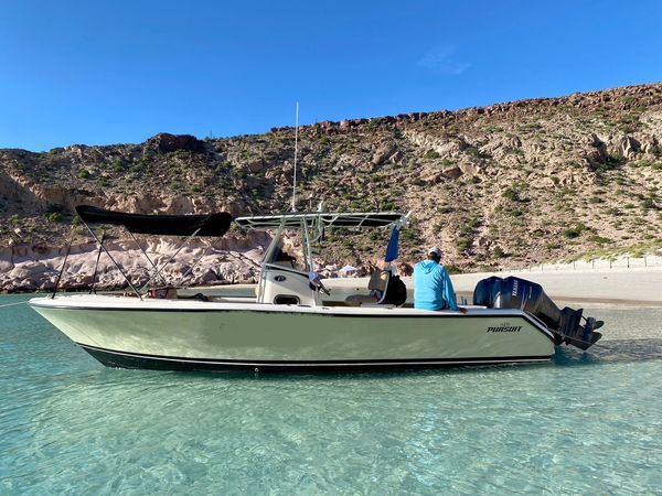 Pursuit 32 | Babisuri