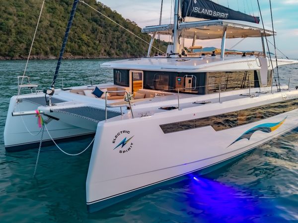 Island Spirit 525 E | New