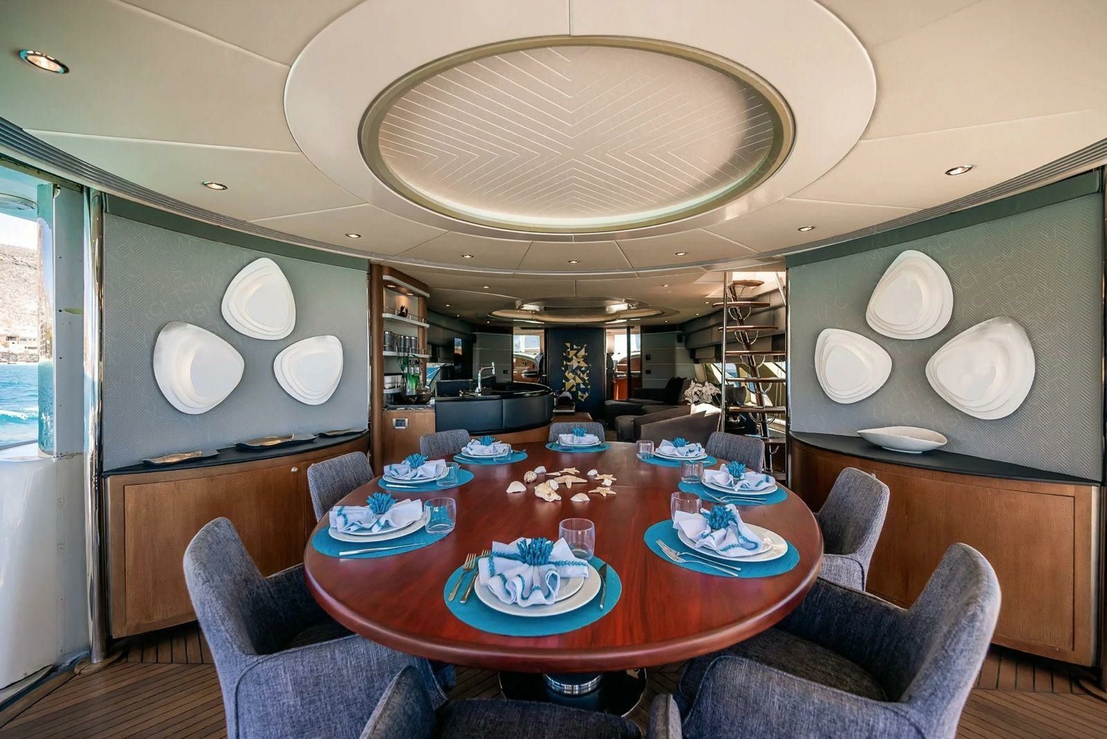 Azimut Leonardo 98 | Ganesha