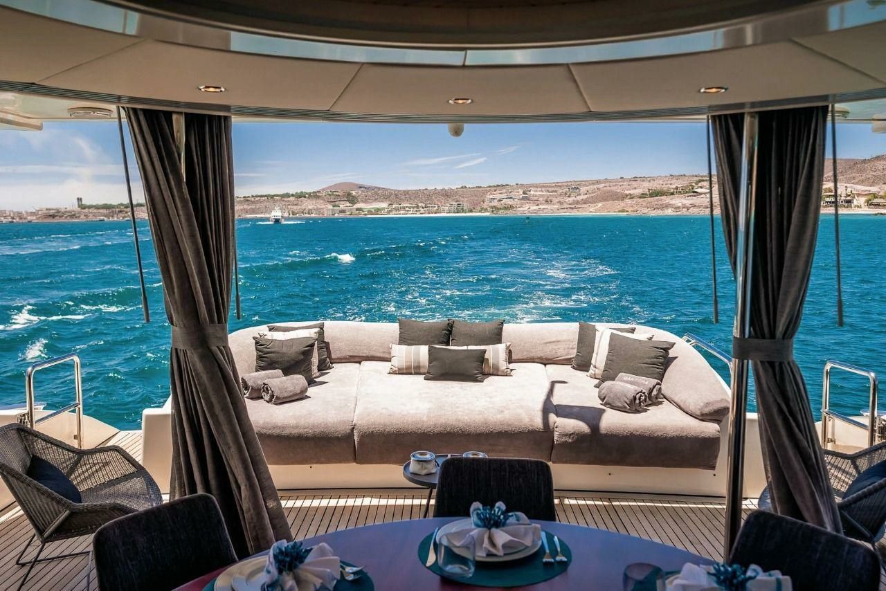 Azimut Leonardo 98 | Ganesha