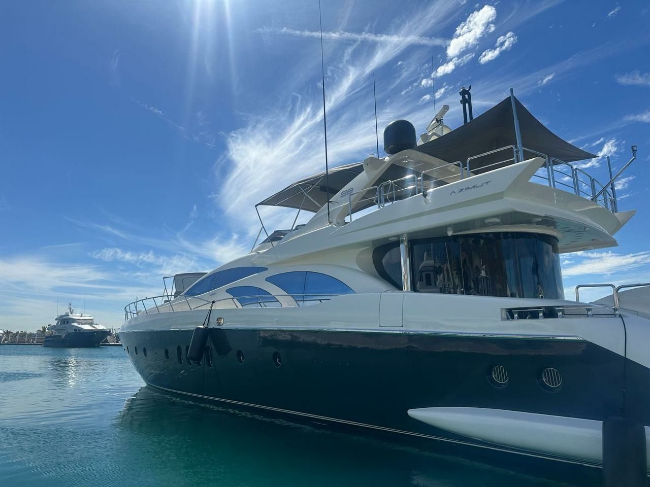 Azimut Leonardo 98 | Ganesha