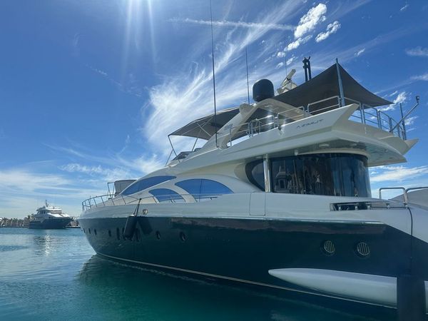 Azimut Leonardo 98 | Ganesha