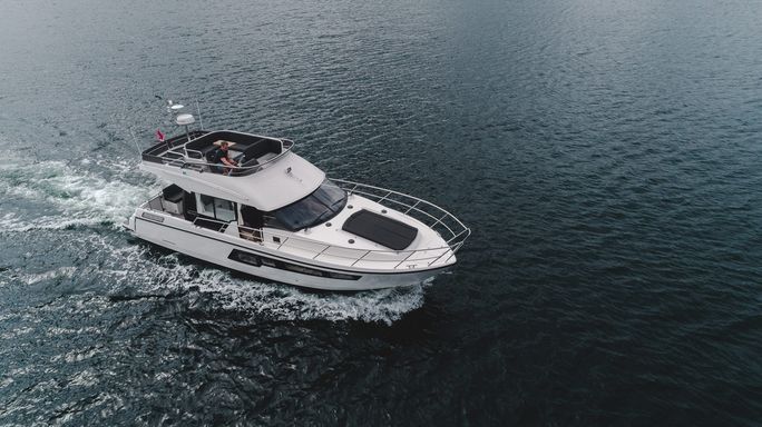 S40 Fly