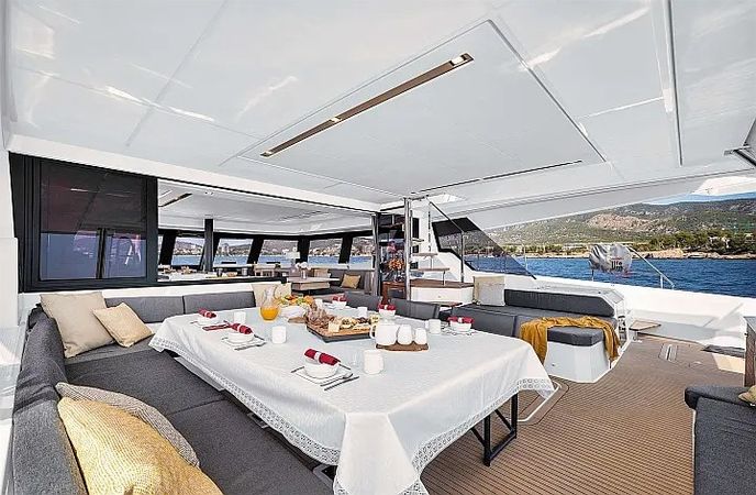 Fountaine Pajot Alegria 67 | Neow