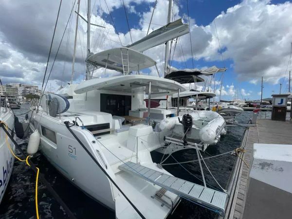 Lagoon 51 | Deb Elli