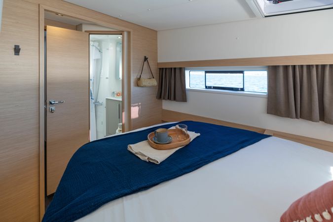 Fountaine Pajot FP44 | Loco 10