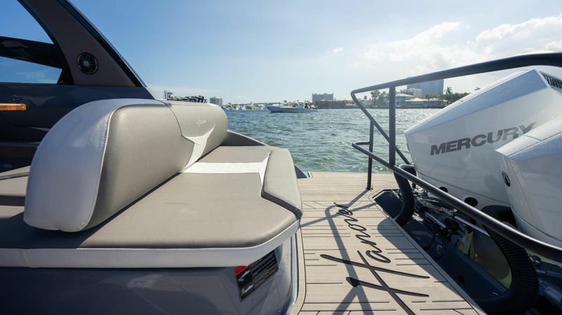 Hanover 305 | Pura Vida