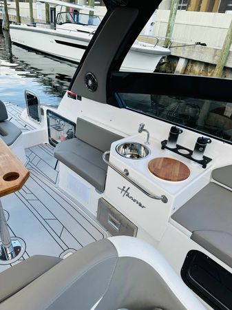 Hanover 305 | Pura Vida